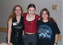 Marin doesn't know Pixie & Ilana are Visitors, muahaha